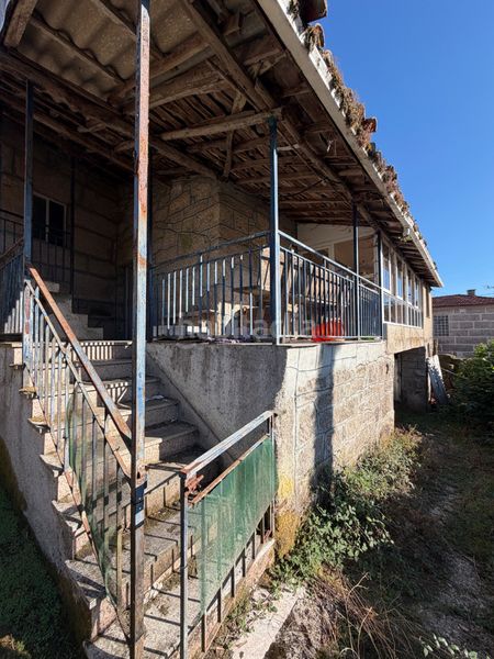 Foto 506f92a4-522d-42c2-9f9b-71abcea885e9. Casa a Coles