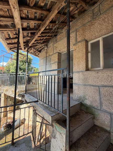 Foto 97bd2704-97d9-4700-bcf6-a48ad1d72166. Casa a Coles