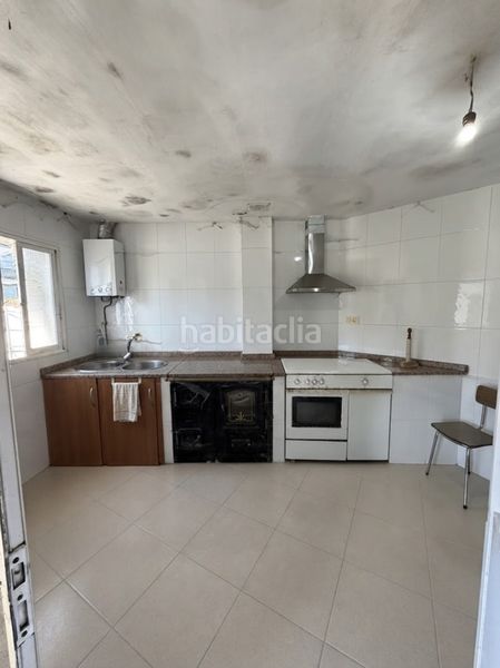 Foto e161eb59-d253-4c34-ad8f-56f4f8502431. Casa a Coles