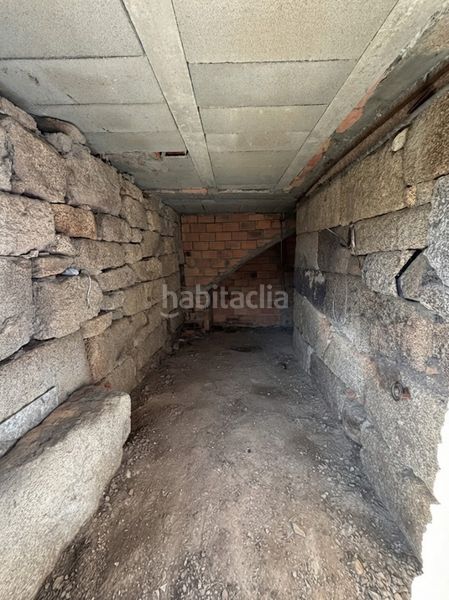 Foto f42980eb-10b3-4335-b74e-037520bd3d6a. Casa a Coles