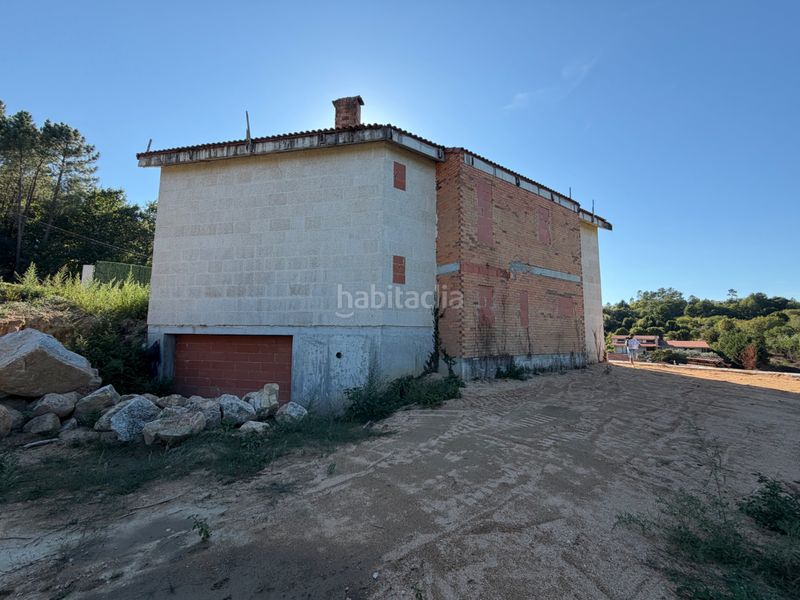 Foto 915632b7-76c8-4115-b534-744af507a960. Chalet con camino in Pereiro de Aguiar (O)