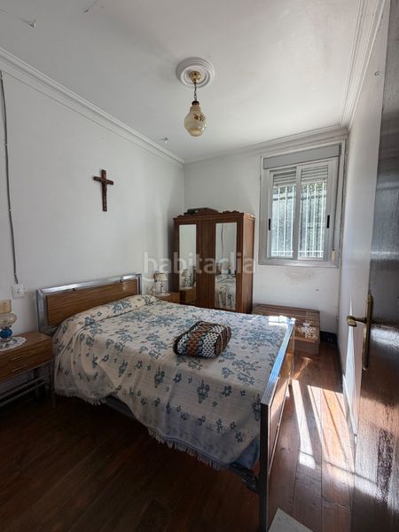 Foto 4ca60985-fc25-4d63-981d-386ce6726f9d. Casa amb xemeneia aparcament a Montederramo