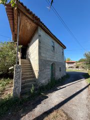 Maison à Amoeiro. Casa para reformar en bóveda, ourense