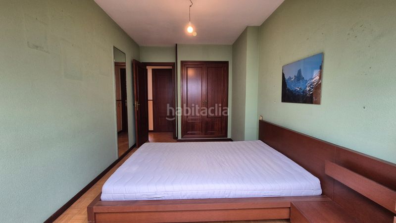 Foto bc103d41-bd54-422d-809d-e806e9e97a34. Dúplex amb calefacció aparcament a Vallobín Oviedo