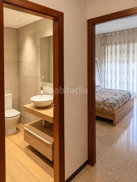 Foto 0f8f1daa-cd64-43c0-8930-844ab0bdbf29. Appartamento con parcheggio in Centre Figueres