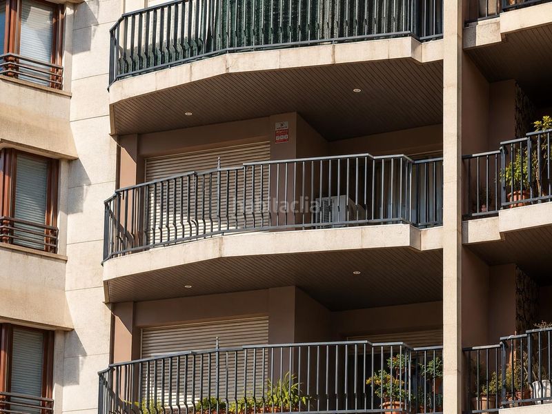 Foto 76a9ec44-d200-4210-9768-68a5a1493185. Appartamento con parcheggio in Centre Figueres