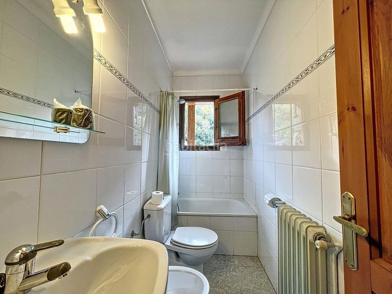 Foto 6ca3f2f9-672a-461a-982f-30ee4087e9f9. Edifici a Setcases