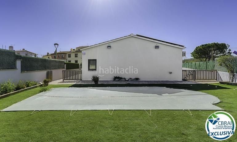 Foto 93bb353f-2720-4de3-b6b8-a6142dbdb2bd. Casa amb aparcament piscina a Cistella