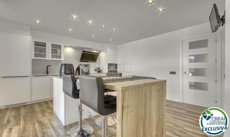 Foto a68e4054-0427-4d5e-a706-a7835ed69894. Casa amb aparcament piscina a Cistella