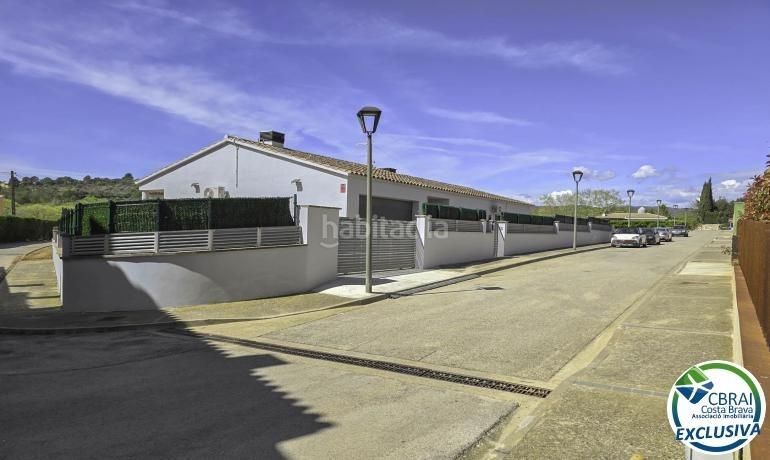 Foto bd4027b1-c63d-403b-8c04-403a40300035. Casa amb aparcament piscina a Cistella