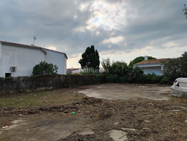 Foto d6ebbac2-c19b-441c-87b9-ba19aeb77d5f. Finca rústica a Montgrí Empuriabrava