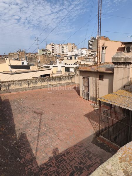 Foto d9f40064-6630-4da3-ad5a-929fe1c38ea5. Edifici a carrer carrer portella 7 a Centre Figueres