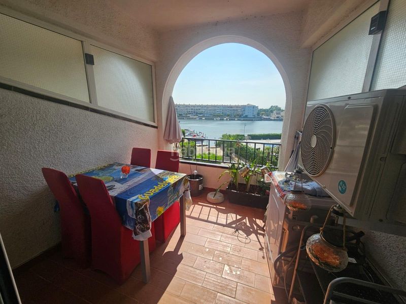 Foto 68b2a325-e76f-471b-a46a-fe2f9dee4d38. Apartament amb calefacció aparcament a Sant Maurici Empuriabrava