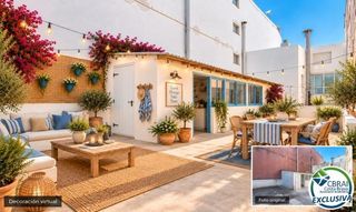 Apartamento  Calle de sant elm. Piso con gran terraza y derecho a vuelo en el centro histórico d