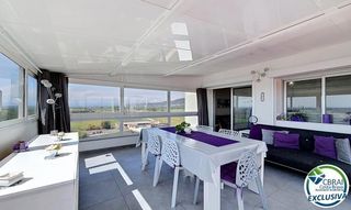 Estudi a De l'alhambra. Gran estudio renovado con terraza de 72 m2, reciente veranda y v