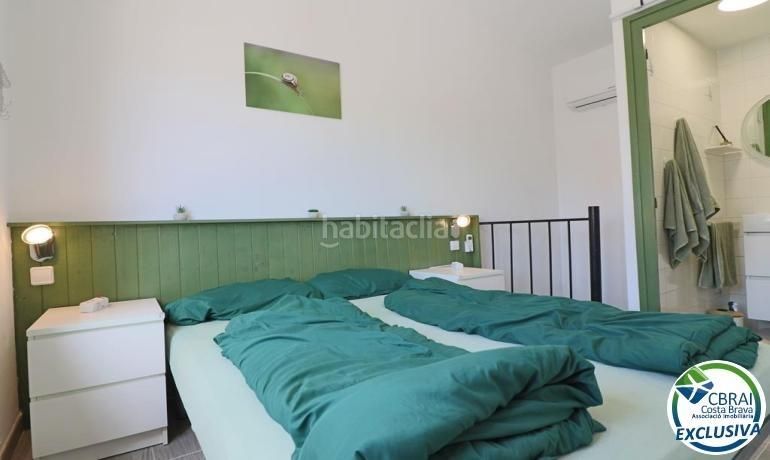 Foto b23b4e26-6de0-4bb2-a861-60d277560341. Casa adossada a Sant Maurici Empuriabrava