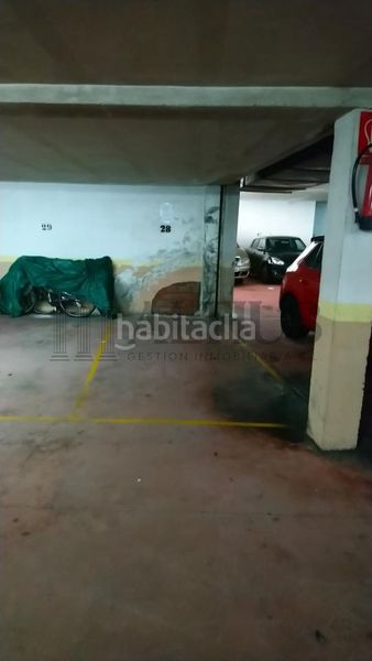Foto 9d2a34a1-5402-4d1a-a2bf-4cc30861da33. Aparcament cotxe a O Milladoiro Ames