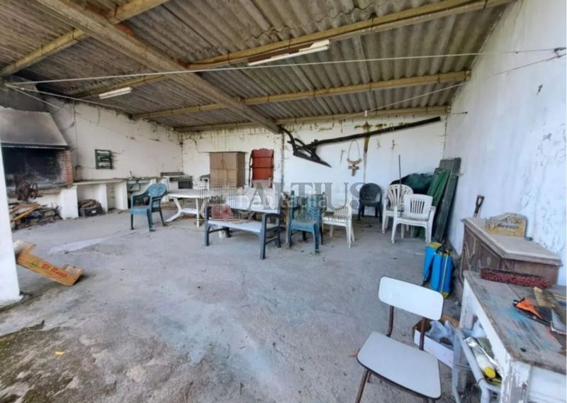 Foto 117b213f-87a5-448b-9a6d-c0386555d4f1. Casa amb calefacció a Boiro