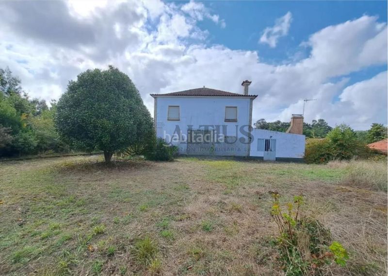 Foto 79ecdec9-02fb-44f7-8ef5-0dd666079efd. Casa amb calefacció a Boiro