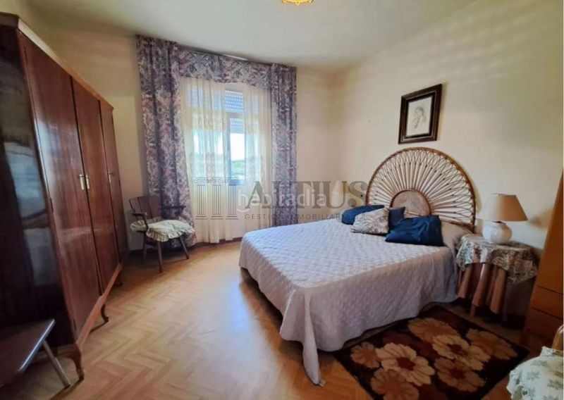 Foto a66e2026-57d2-4c6e-9110-a48c58847ba4. Casa amb calefacció a Boiro