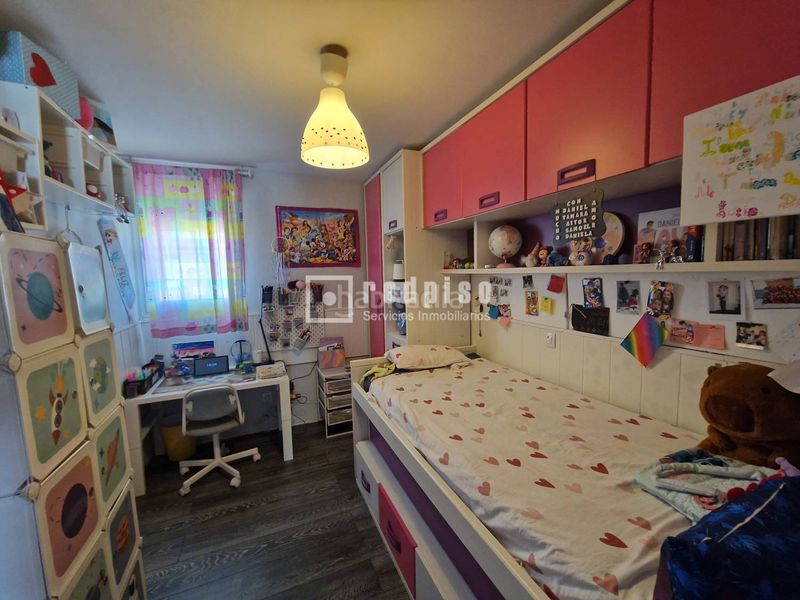 Foto d771b965-5e59-436f-9960-c509b1f29af5. Flat with heating in Arcos Madrid