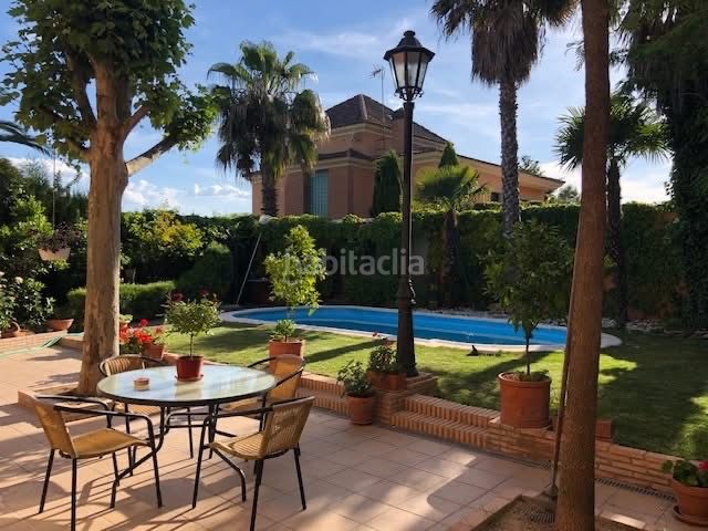 Foto 5e92a861-45e7-4689-b403-af32fd51423b. Xalet amb xemeneia calefacció aparcament piscina a Baeza