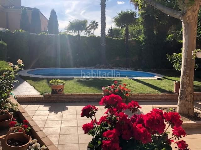 Foto 68c70dfa-24be-47b6-a812-9d91380cf82a. Xalet amb xemeneia calefacció aparcament piscina a Baeza