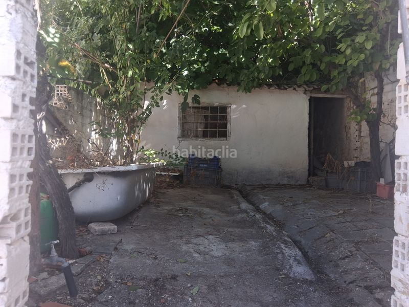 Foto bfaf6d1a-90f9-4fc3-8924-7d24105e24b5. Casa amb aparcament a Úbeda