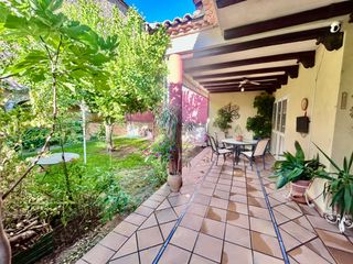 Maison à Úbeda. Espectacular casa - chalet en