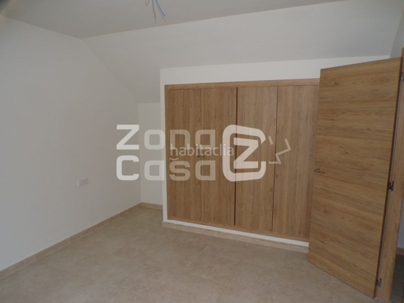 Foto be1f82bb-6ba4-4c4e-9861-b428244527bb. Duplex con parcheggio in Pobla Llarga (la)