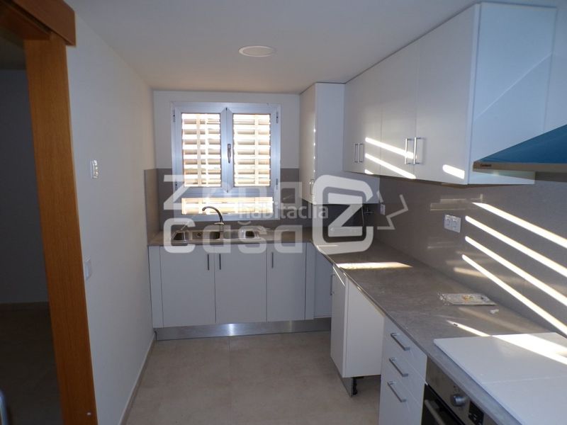 Foto aa17ebe2-b51a-4abc-8307-d3b9265517e1. Erdgeschoss mit parking in Pobla Llarga (la)