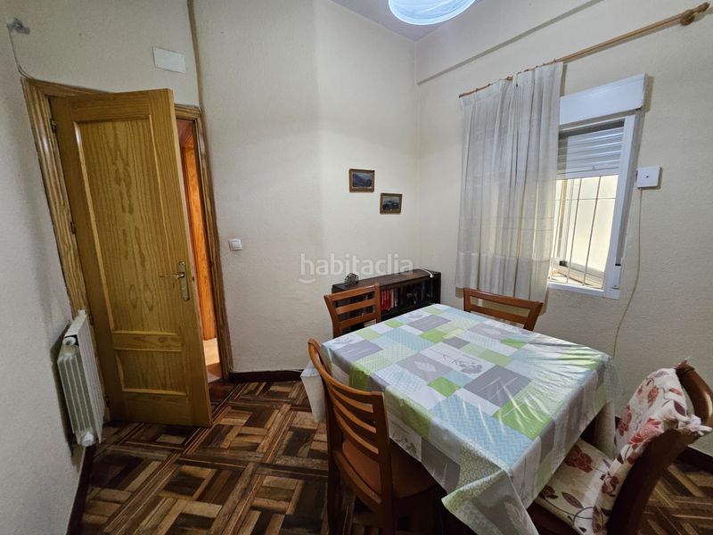 Foto 9d8efc4e-d1c1-4cfe-be66-05ff707239ce. Rent flat in calle de bocángel 3 in Fuente del Berro Madrid