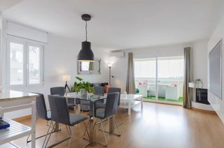 Apartment in Avenida Fontanilla 26