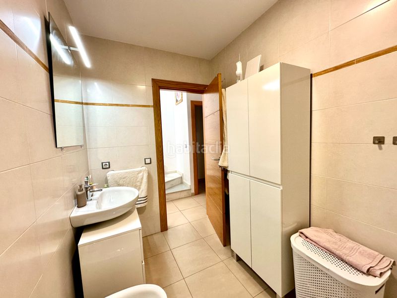 Foto 7bff3c53-bf37-42d0-ad5d-8bf82dea2c19. Casa adossada amb aparcament a Lepe