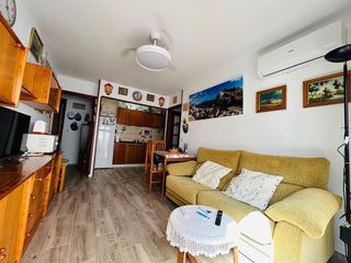 Flat in Casco Antiguo - Puerto. Tu refugio junto al mar te espera en el corazón de benidorm!