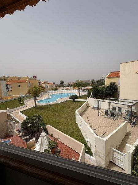 Foto 1ad4aafa-689f-4e28-818f-fb4a4d0a23f6. Casa amb aparcament a Playa Fañabé Alto Adeje