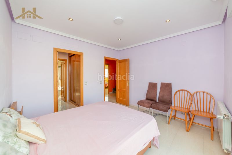 Foto 15766c83-ccd8-426b-b304-11d9952fe577. Casa adossada amb xemeneia calefacció aparcament piscina a Seseña