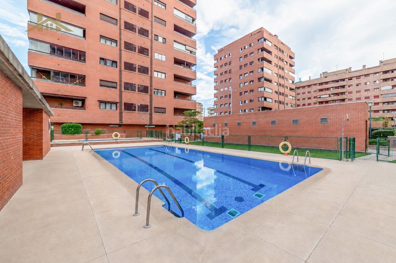 Foto b2b1d47c-0f02-4f5c-8727-47709e44631c. Pis amb calefacció aparcament piscina a El Quiñón Seseña