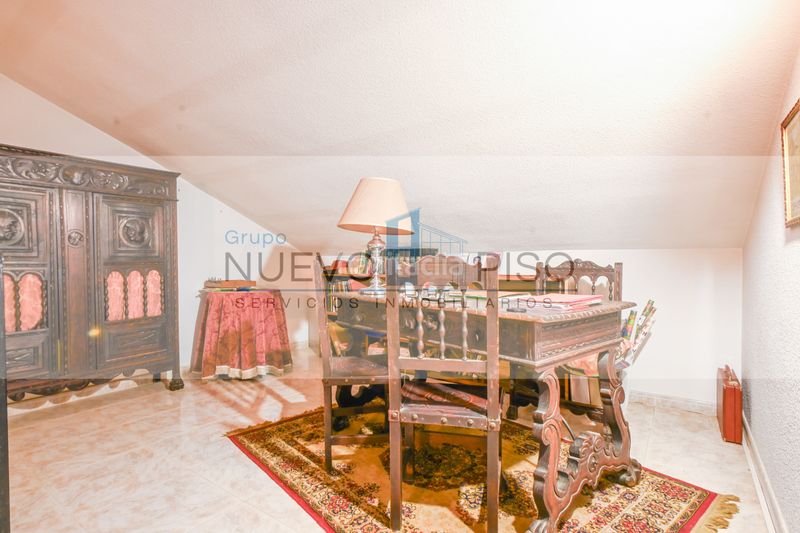 Foto 177016cb-41e8-4cf9-8777-a93c84169f79. Chalet with fireplace heating parking pool in Moraleja de Enmedio