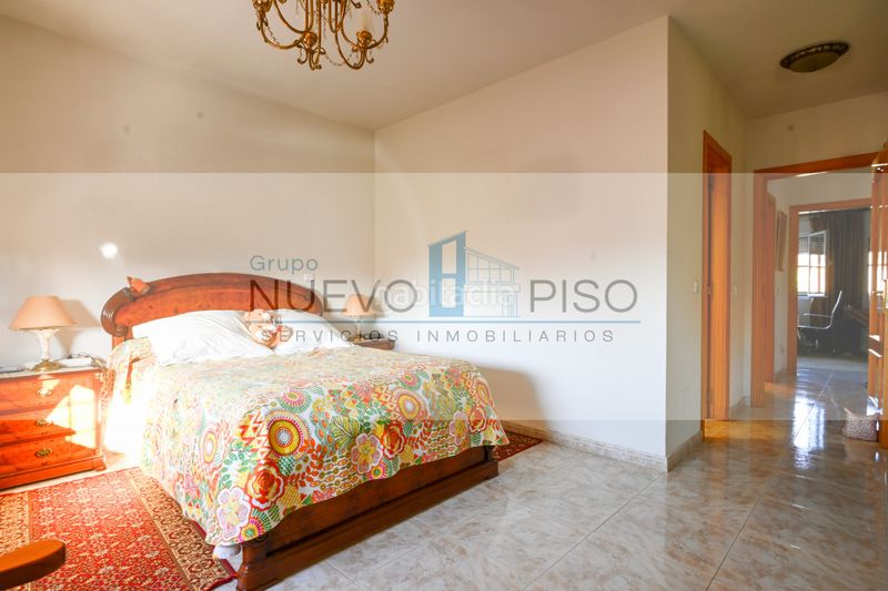 Foto 1eec2fd4-2f96-487f-a28c-2777933b113b. Chalet with fireplace heating parking pool in Moraleja de Enmedio
