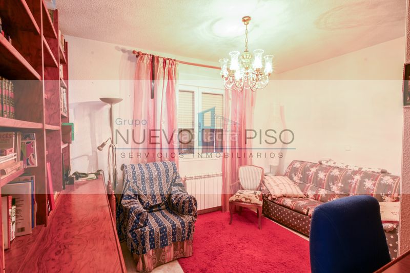 Foto 46679da6-0706-4c75-a0f1-a2ceed1b56d8. Chalet with fireplace heating parking pool in Moraleja de Enmedio