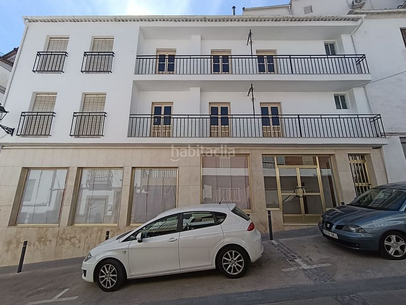 Foto dc86e24c-2d14-4c46-89cb-0214138f48f9. Edificio in Iznájar