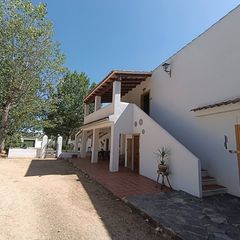 Mas à Loja. "just bring your toothbrush!” – an incredible turnkey cortijo wi