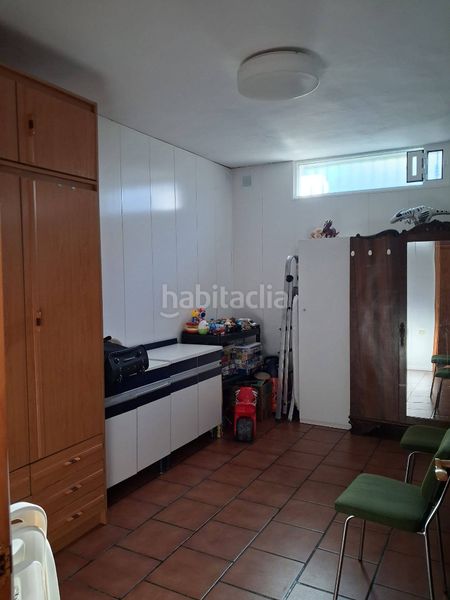 Foto 5a93971c-2a2d-42b1-a7dc-bceeaa6eb862. Casa amb xemeneia calefacció aparcament piscina a Loja