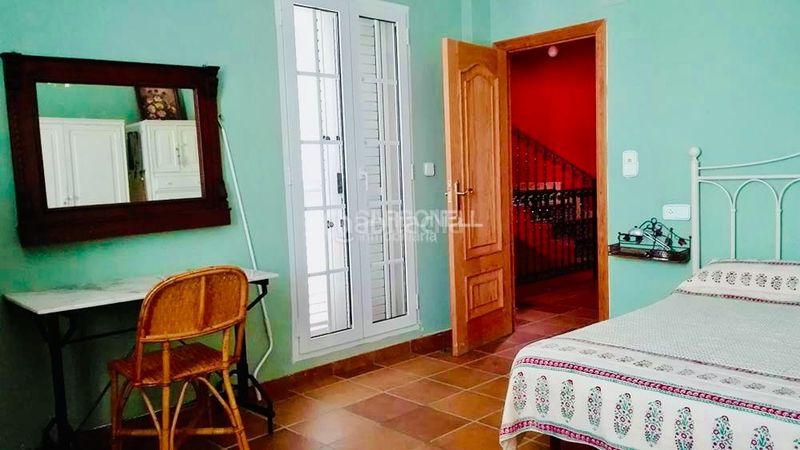 Foto f0cfb010-a006-46a3-b78a-7ab5b58bef6b. Casa a Cocentaina