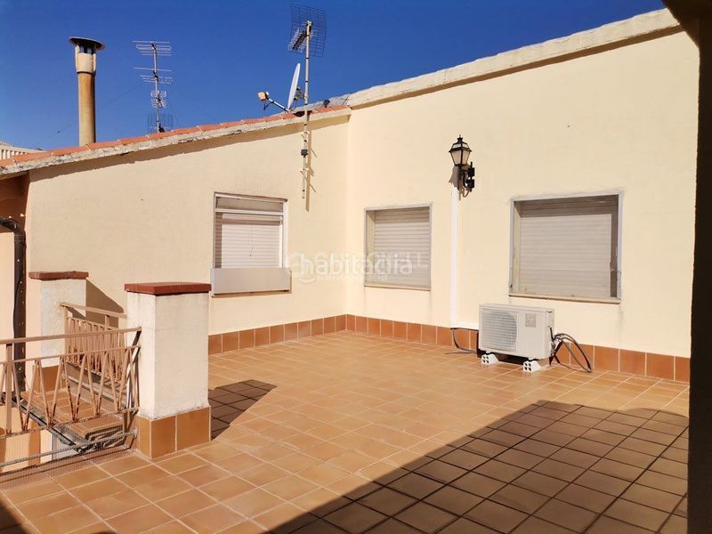 Foto 5c600c27-f4ae-4df0-9c65-18091f0a79d4. Casa amb calefacció aparcament piscina a Centre-Zona Alta Alcoi