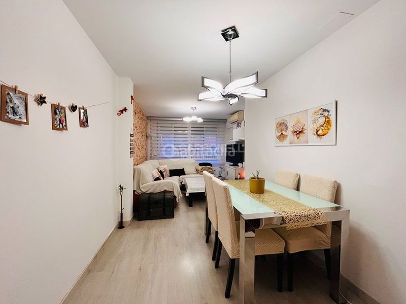 Foto dc181f9a-84c7-4e50-828d-93e34b4fc6c9. Pis a Zona Nord Alcoi