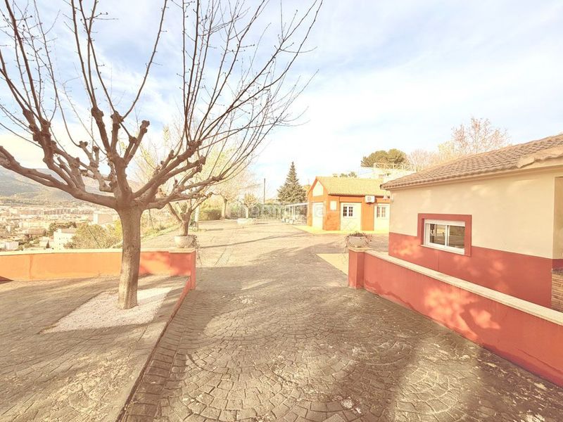 Foto 1a975e89-ccbf-461f-aae5-7772b52011dc. Casa amb calefacció aparcament piscina a Centre-Zona Alta Alcoi