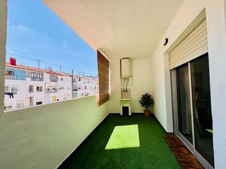 Rent Flat in Eixample. Vivienda en zona ensanche
