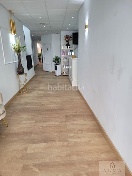 Foto f33b153e-cacc-4ebb-9d56-bd2de421aea6. Local comercial a Almendralejo
